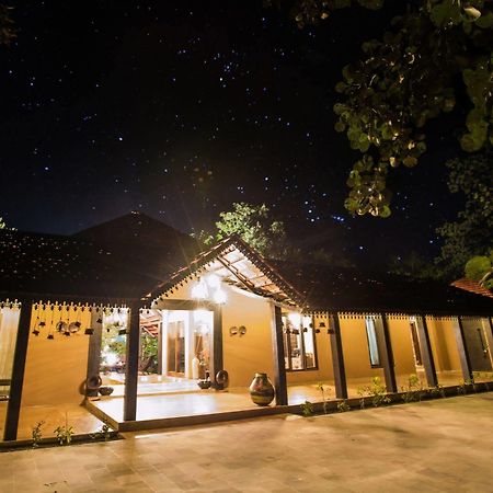 Vannraj Resort And Spa Khawāsa Екстериор снимка