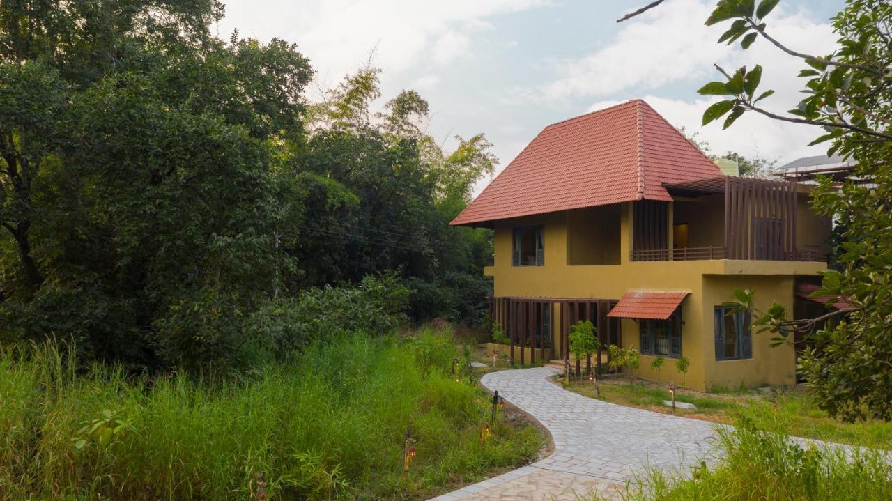 Vannraj Resort And Spa Khawāsa Екстериор снимка